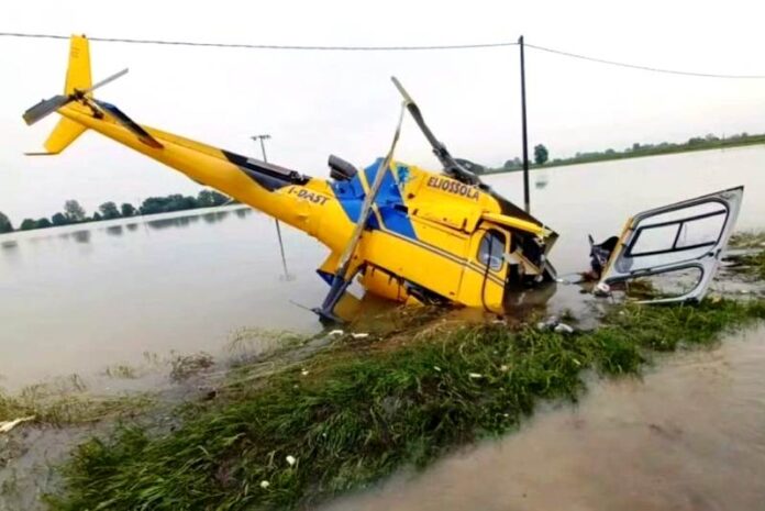 elicottero caduto Vigili del Fuoco alluvione Emilia Romagna