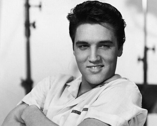 Elvis_Presley_1958