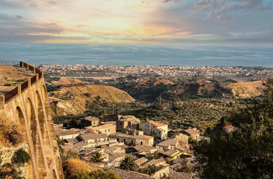 gerace, calabria, borghi