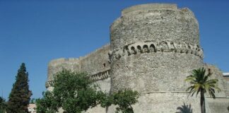 castello, calabria