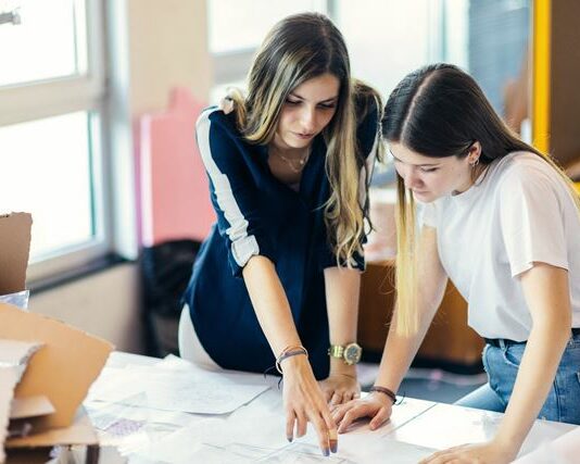 incentivi per giovani donne al sud