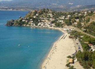 Spiaggia di Caminia