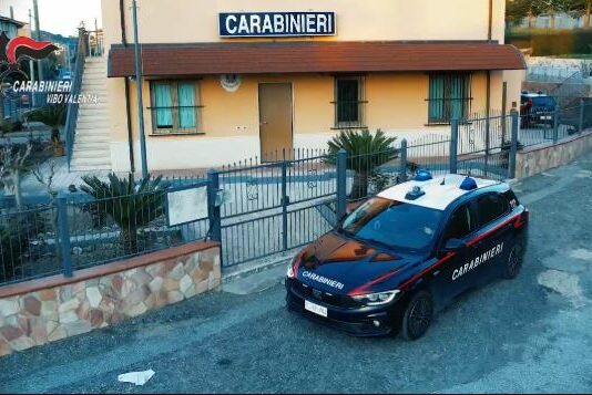 carabinieri vibo valentia, sequestrata discarica abusiva