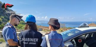 carabinieri, violazioni in un cantiere