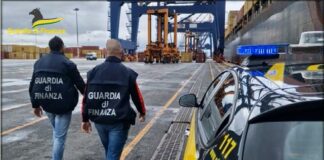 guardia di finanza, porto di gioia tauro