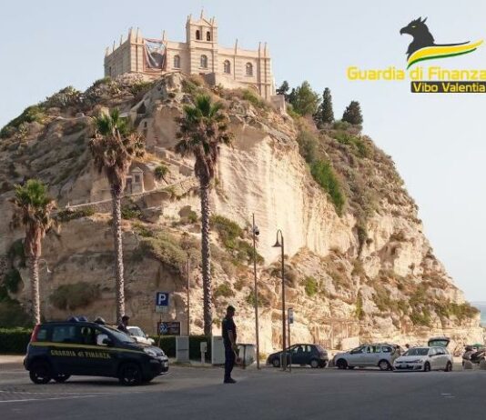 guardia di finanza tropea