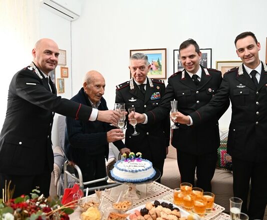 L'Appuntato Pasquale Caiola festeggia 102 anni