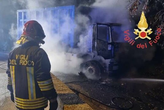 incendio a Simeri Crichi