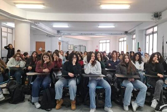 studenti del liceo Siciliani-De Nobili